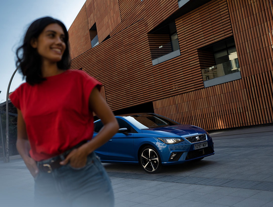 woman smiling seat ibiza sapphire blue colour fr trim